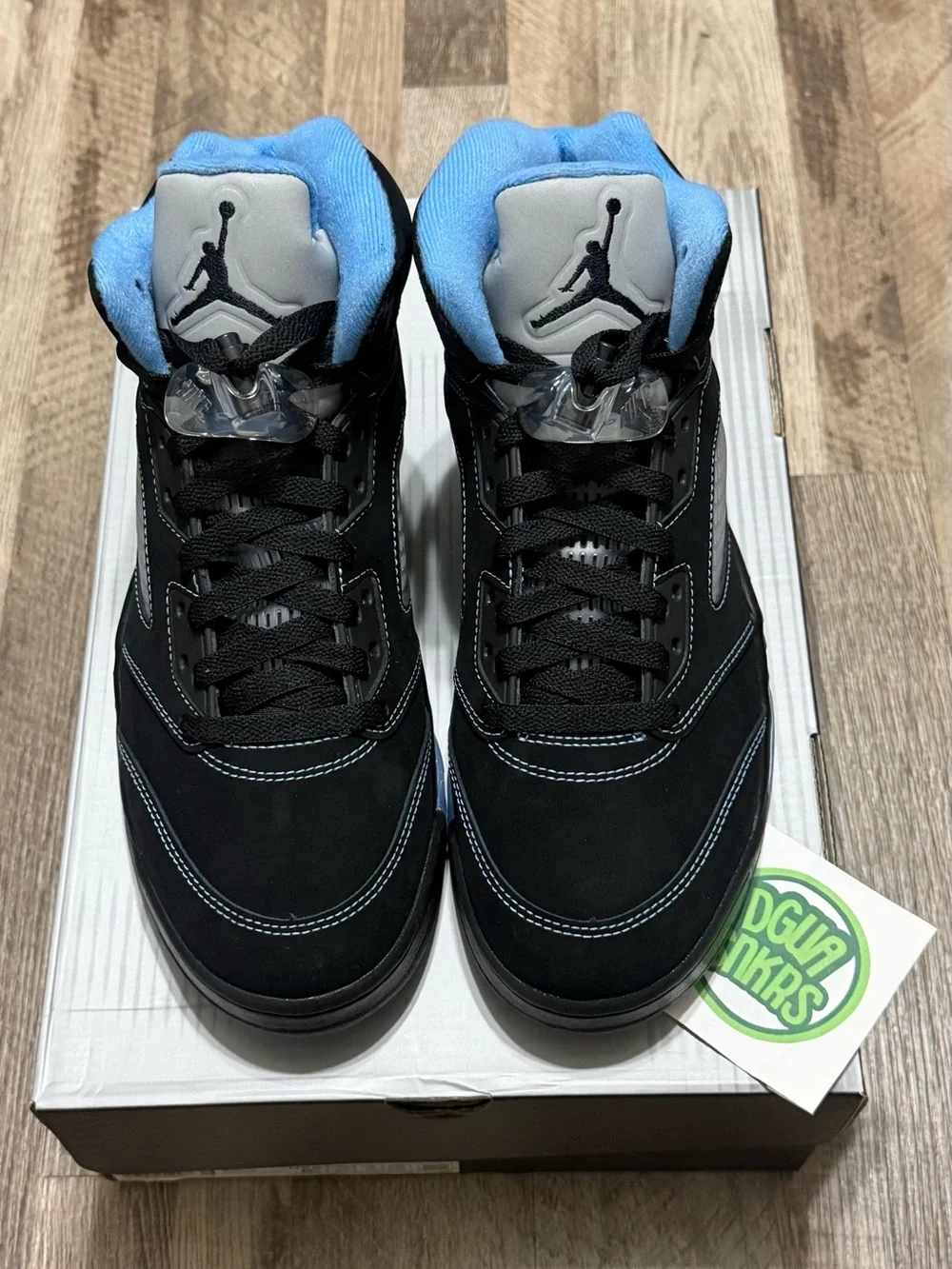 Jordan 5 Black Metallic UNC